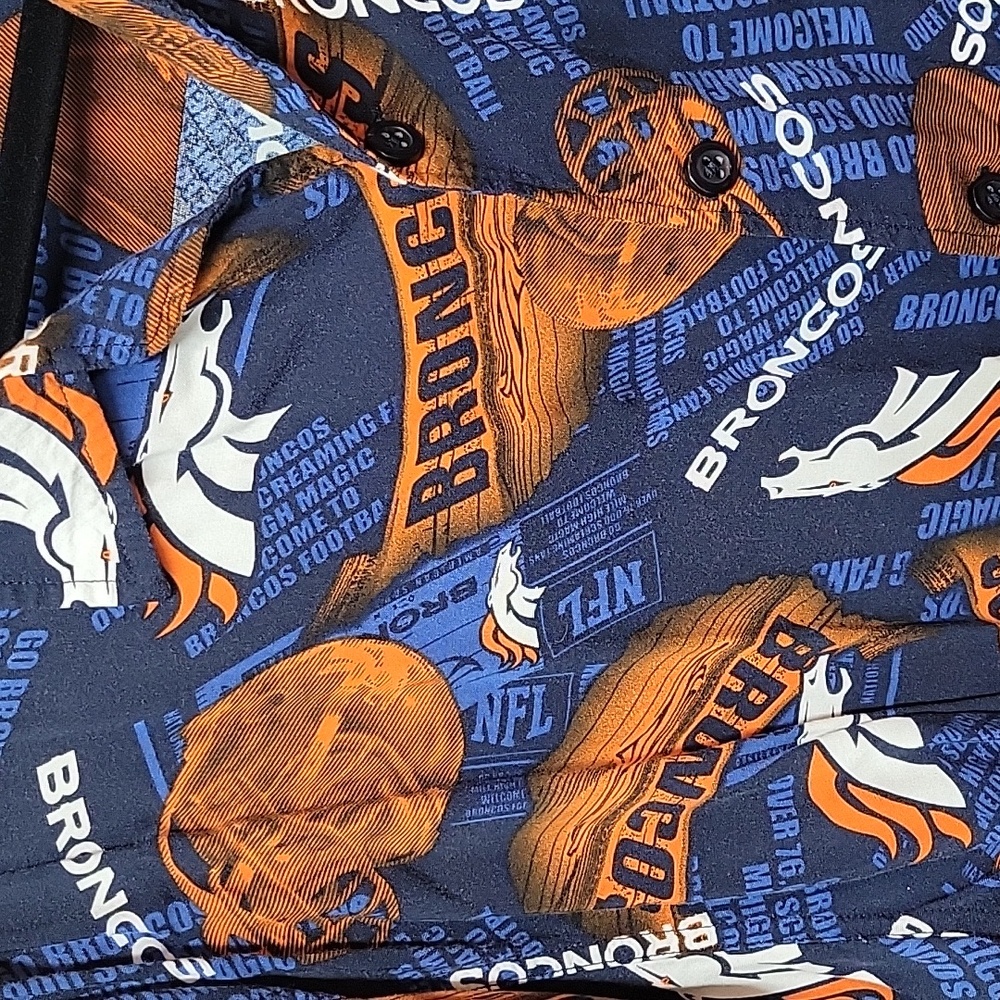 SOLD NFL Team Apparel Denver Broncos - Picture 2 of 9